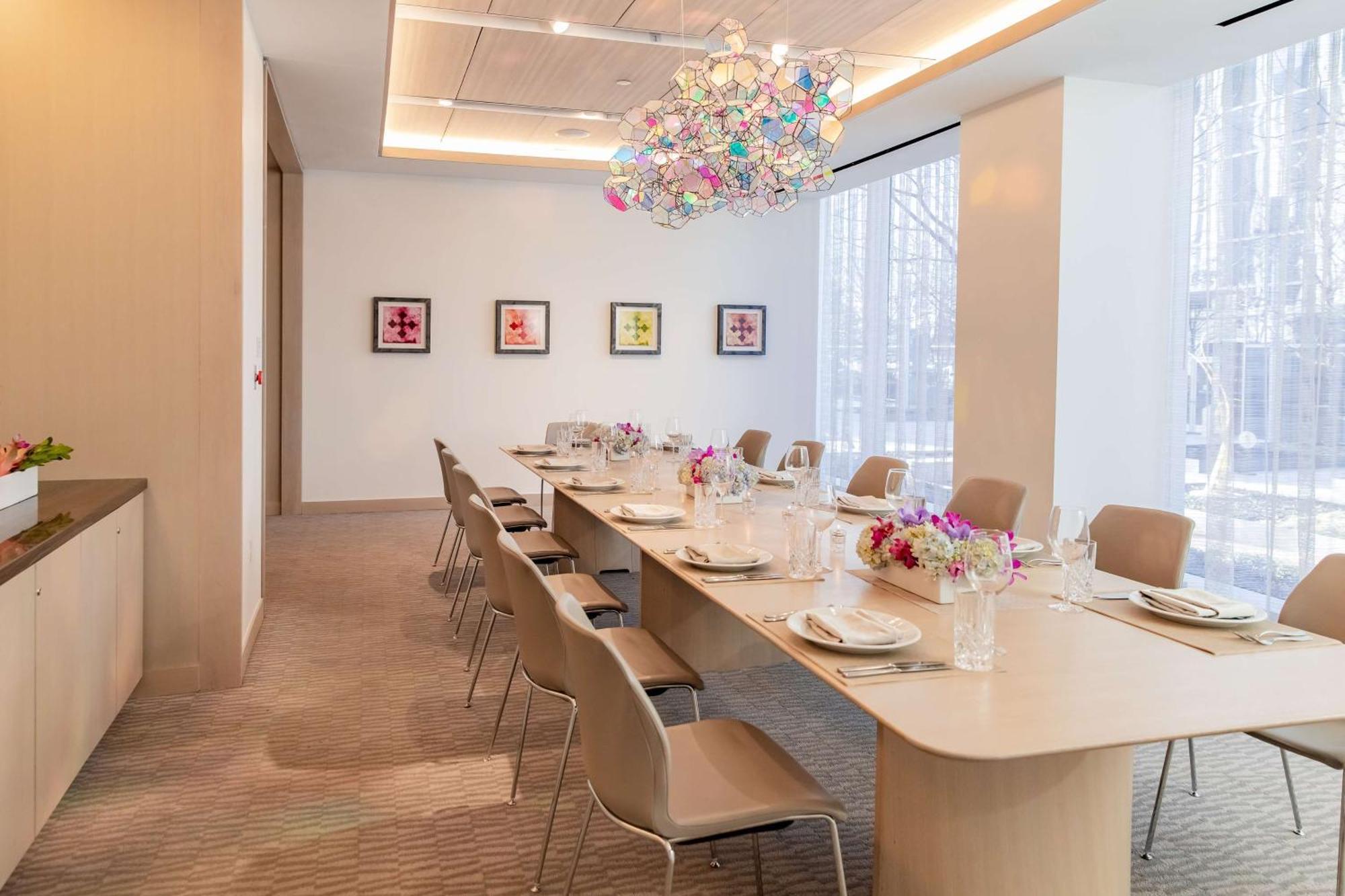 Hall Arts Hotel Dallas, Curio Collection By Hilton Extérieur photo