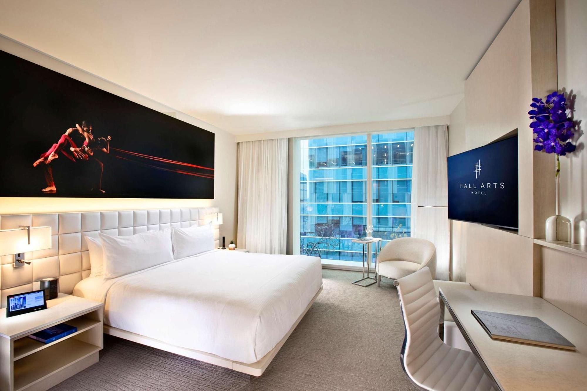 Hall Arts Hotel Dallas, Curio Collection By Hilton Extérieur photo